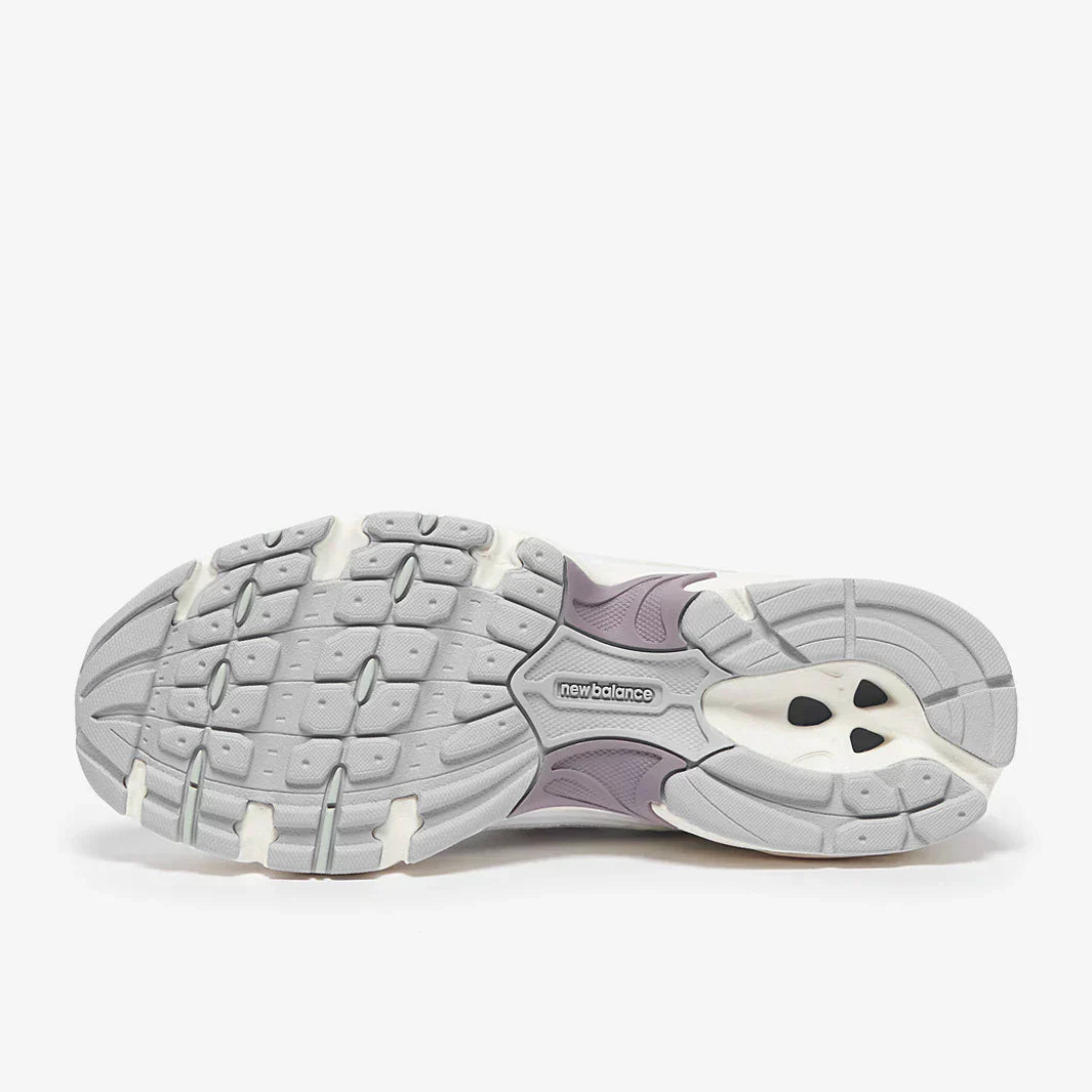 New Balance Womens 530