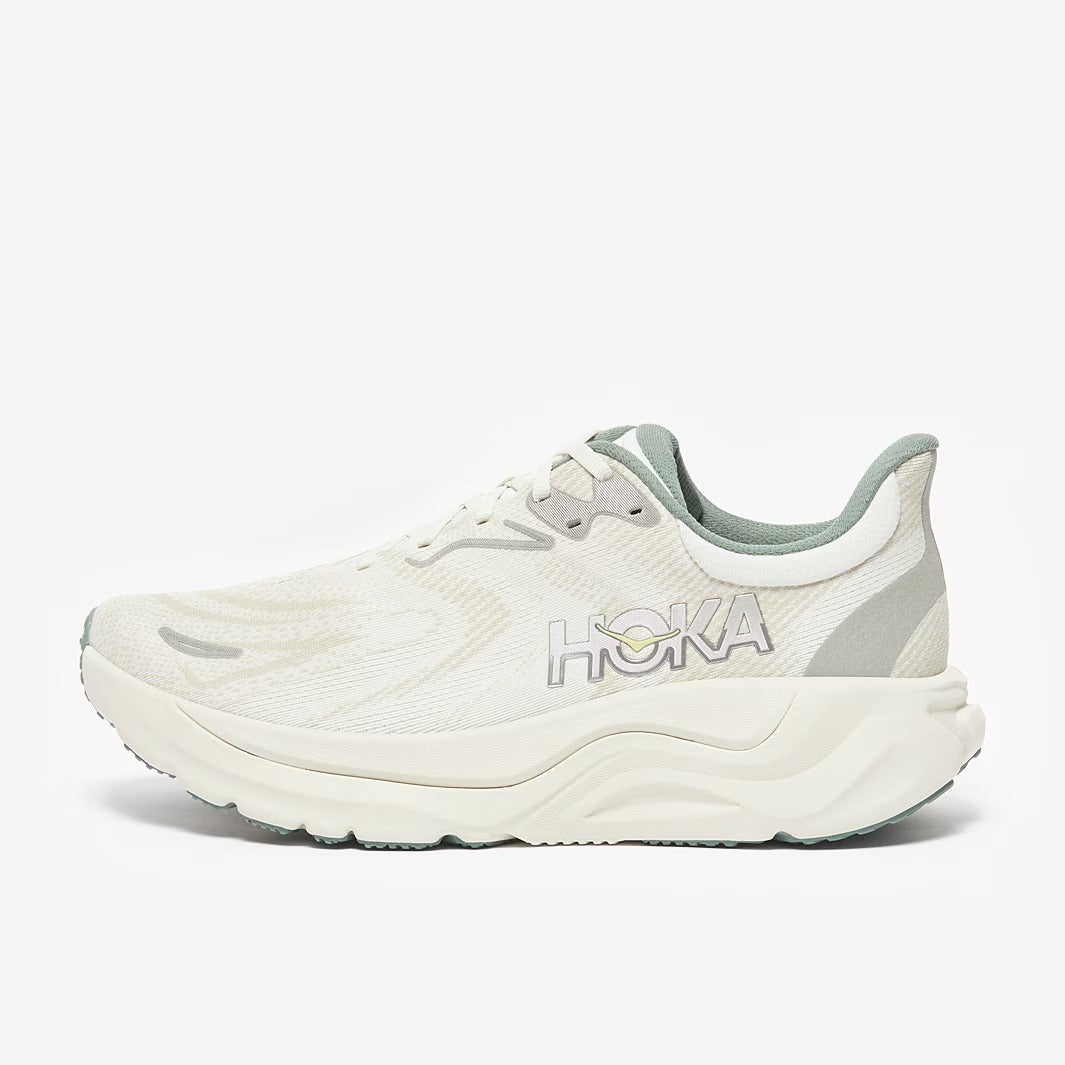 Hoka Arahi 8